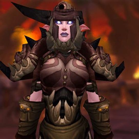 Hunter Season 3 Transmog Set - Vengeful Gladiator's Pursuit